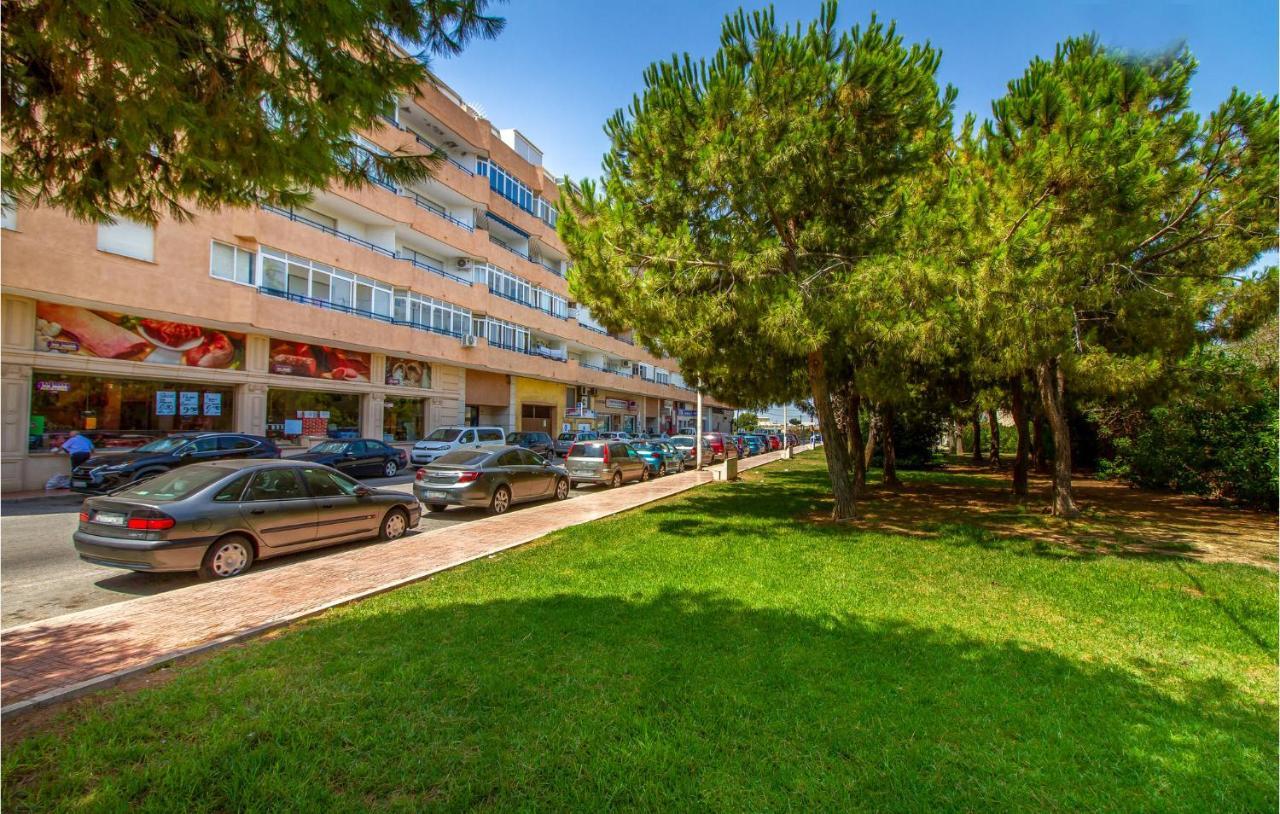 Nice Apartment In Torrevieja With Kitchen Zewnętrze zdjęcie