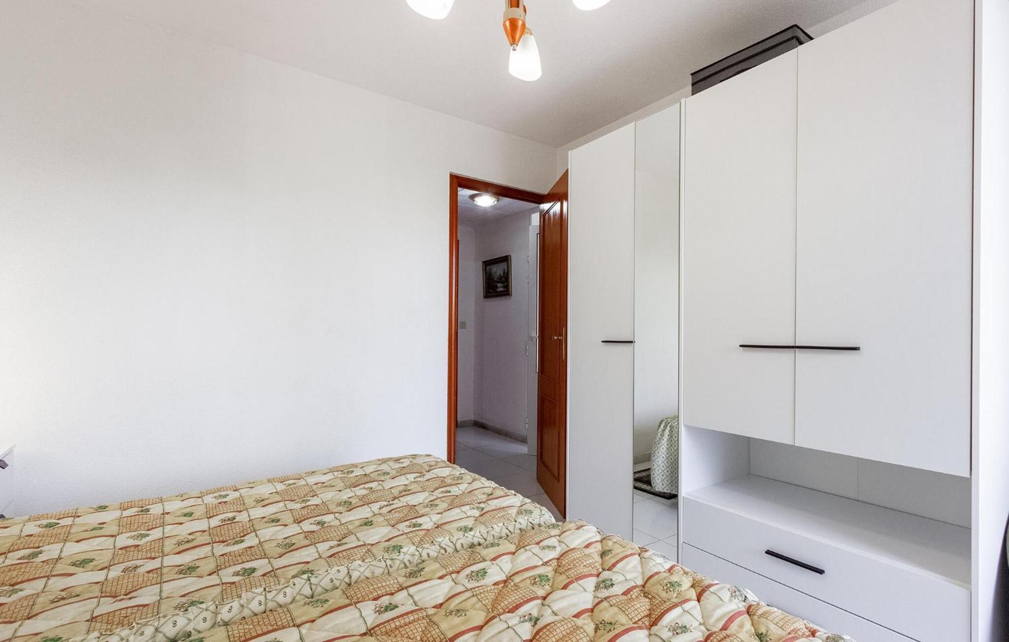 Nice Apartment In Torrevieja With Kitchen Zewnętrze zdjęcie